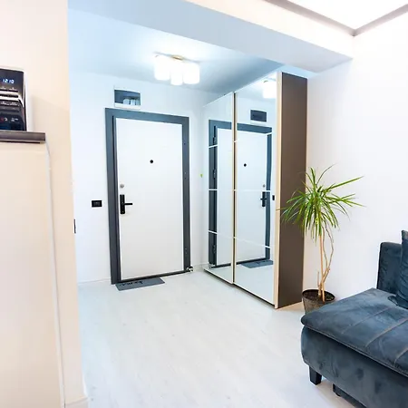 White Titanic 322 3*