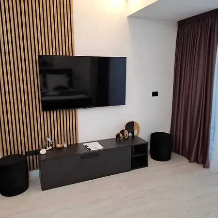 Aparthotel White Titanic 322 3*
